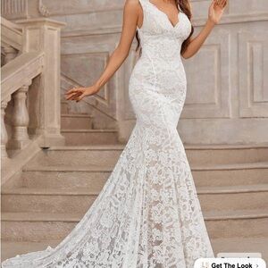 SHEIN White Sleeveless V-Neck Wedding Gown
